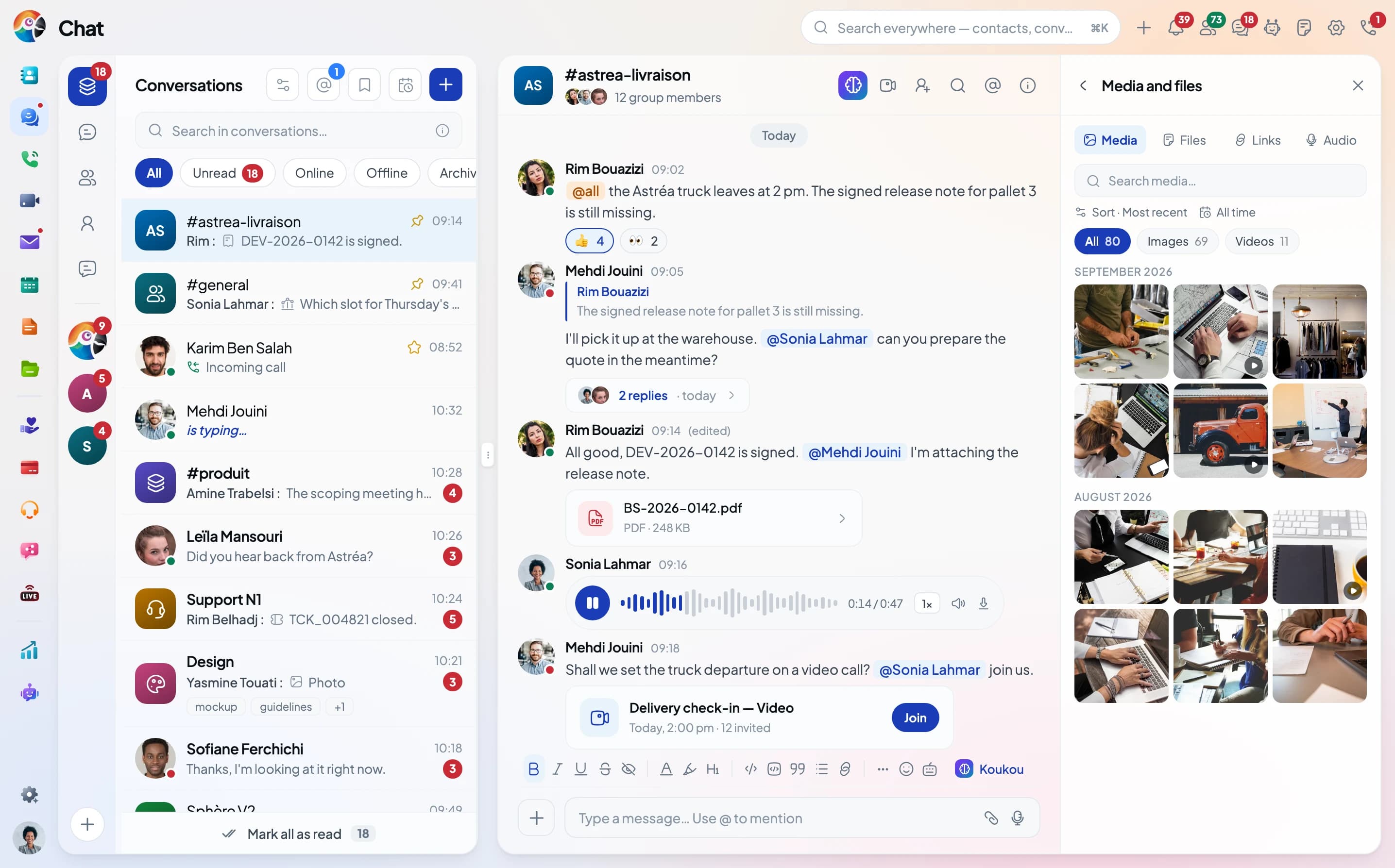 The Comunik KIT Chat: a delivery room and the Media and files panel.
